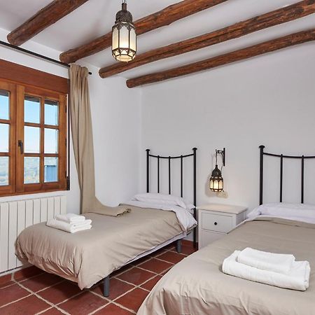 La Almunia De La Alpujarra Apartment Yegen Ngoại thất bức ảnh
